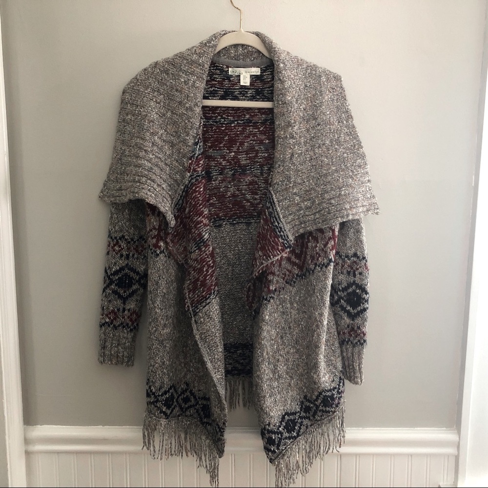 Kaisley Gray, Maroon, and Blue Fringe Sweater SZ S